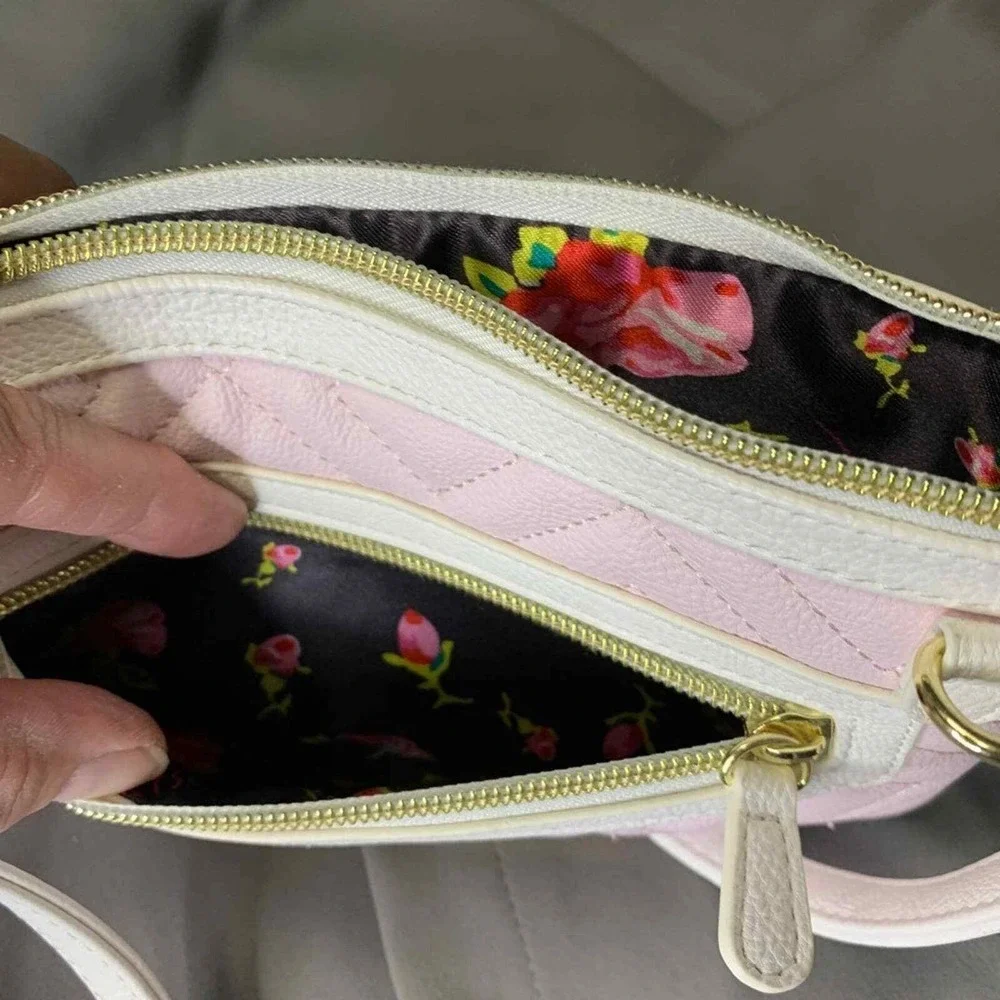 Betsy‎ Johnson Zanza Faux Leather QuiltedCrossbody/Wristlet Purse